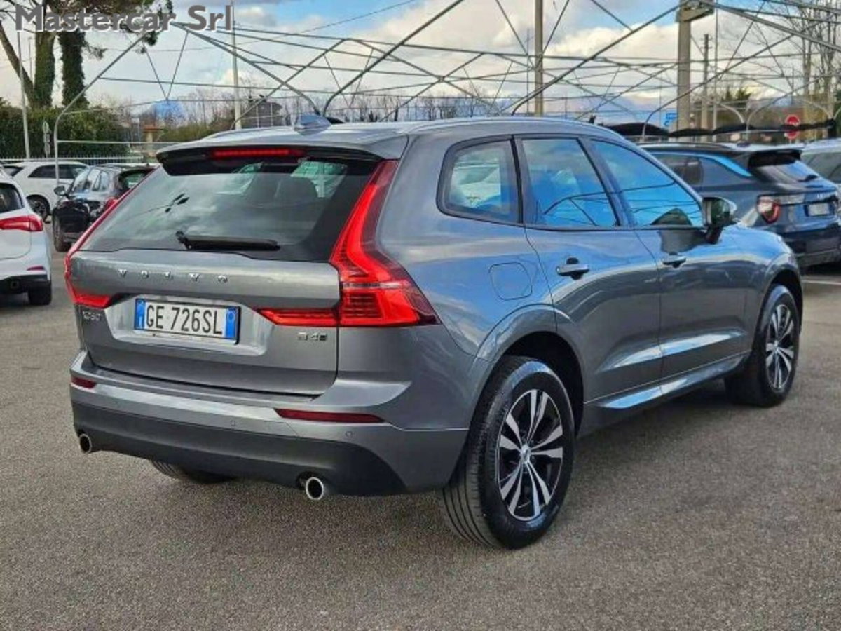 Volvo XC60 2.0 b4 Essential auto (6)