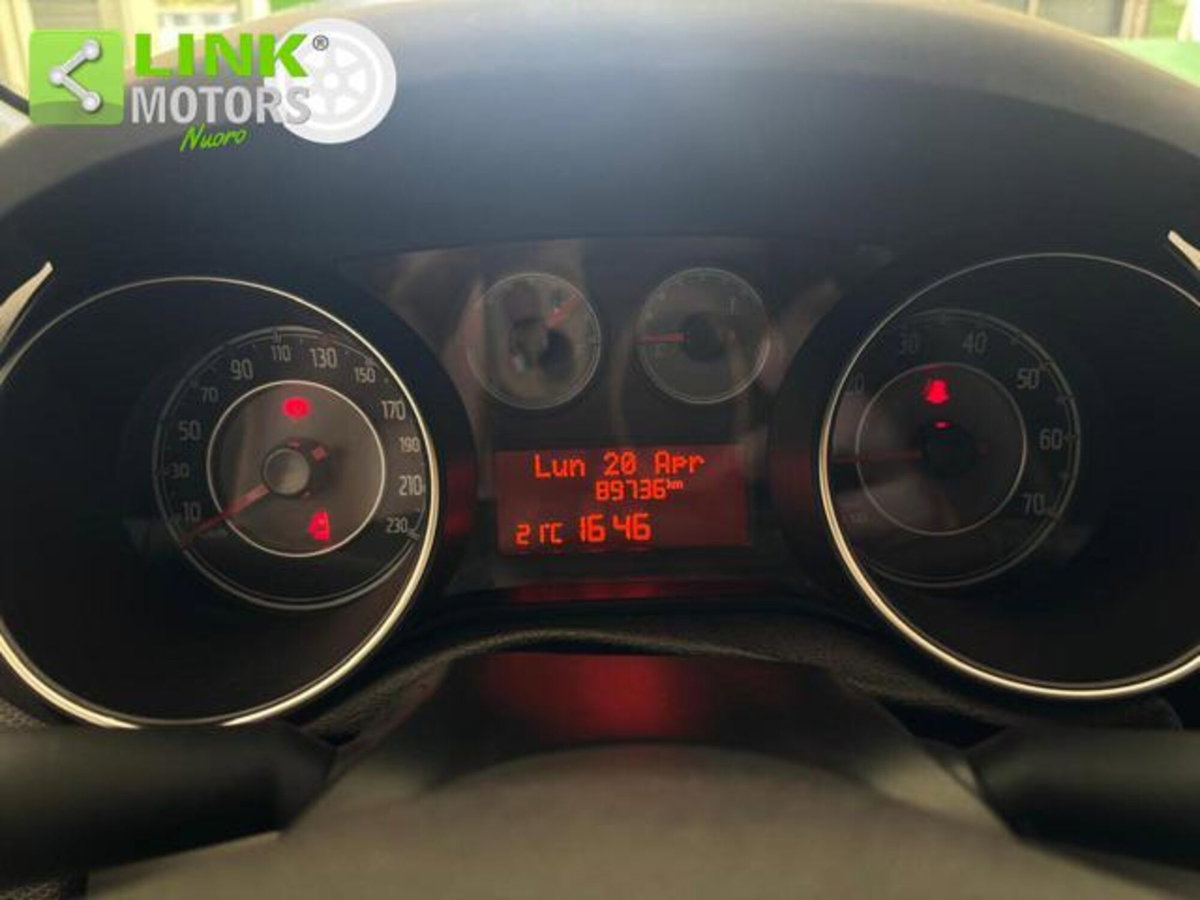 Fiat Punto 1.3 MJT II S&S 95 CV 5 porte Lounge (11)