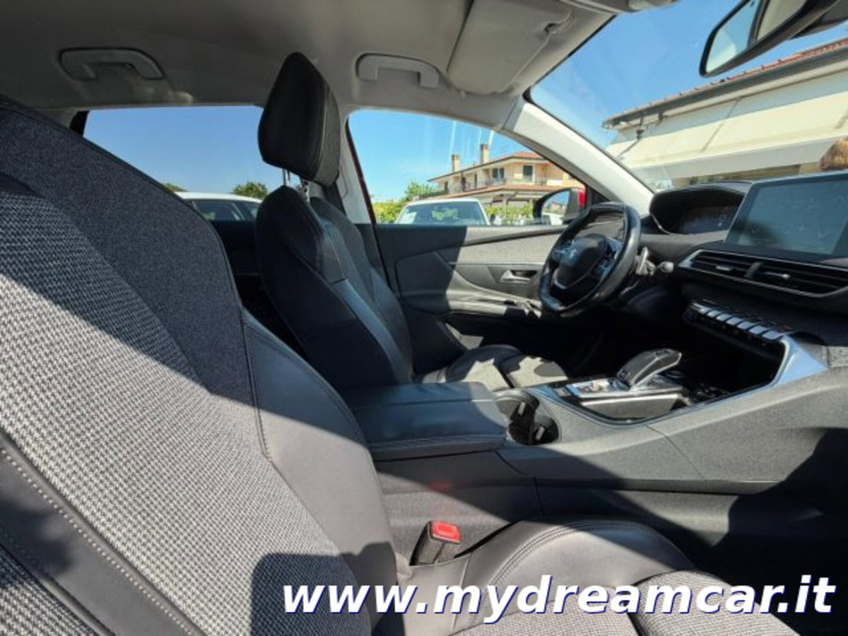 Peugeot 3008 BlueHDi 120 S&S Allure (10)