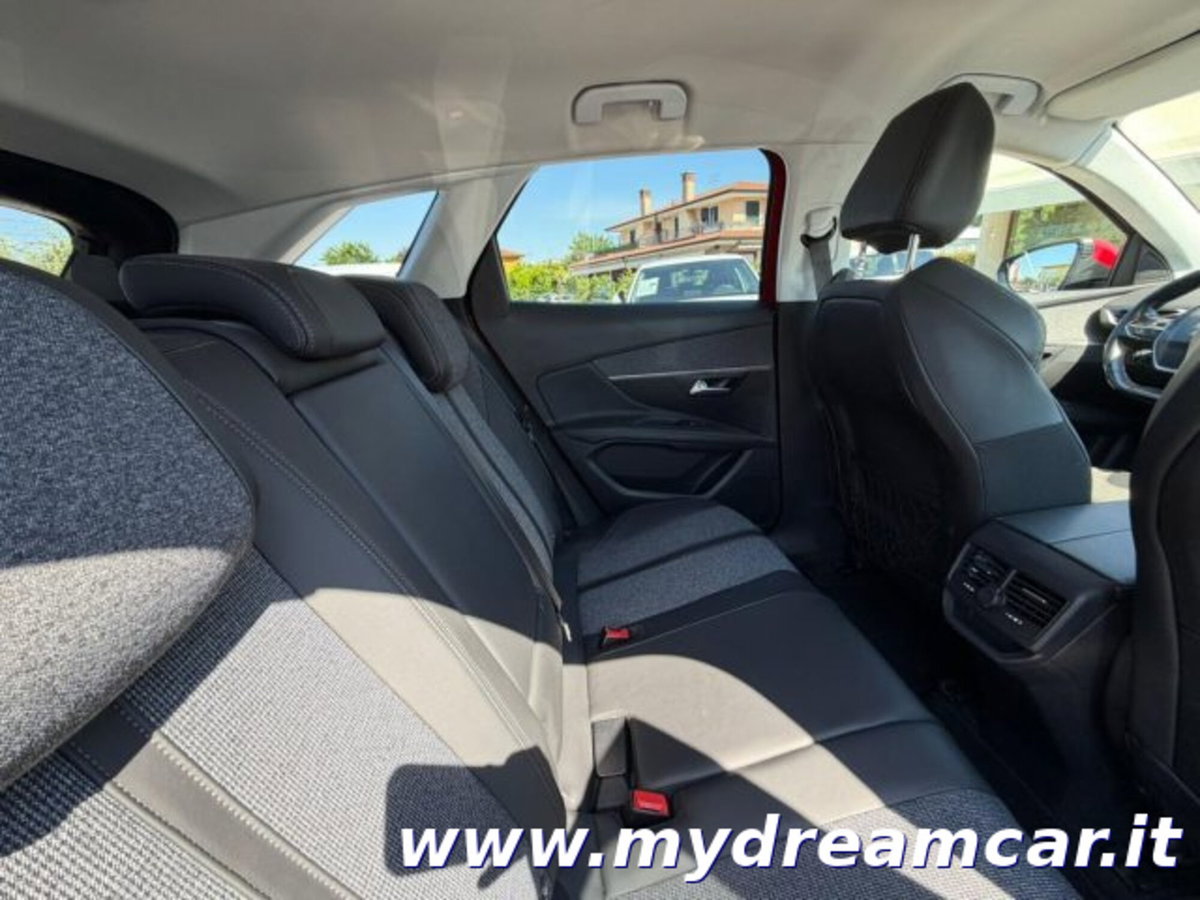 Peugeot 3008 BlueHDi 120 S&S Allure (14)