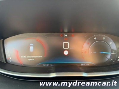 Peugeot 3008 BlueHDi 120 S&S Allure (8)