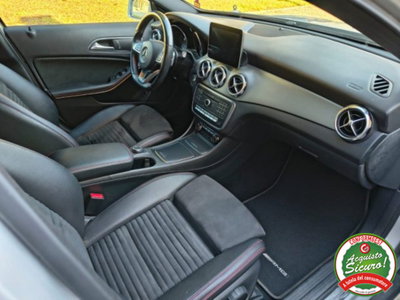 Mercedes-Benz GLA SUV 180 d Automatic Premium (12)