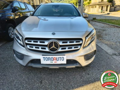 Mercedes-Benz GLA SUV 180 d Automatic Premium (2)
