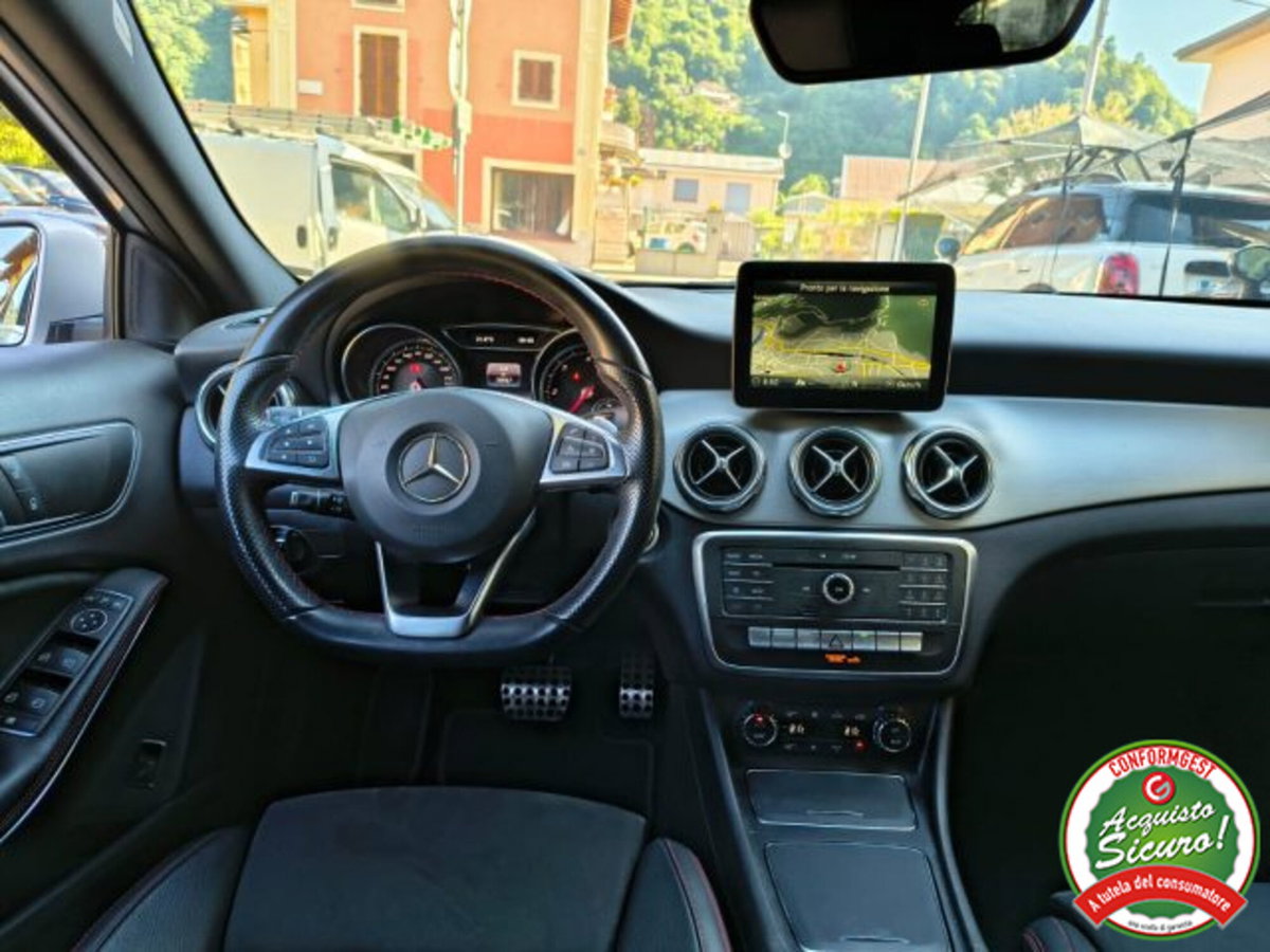 Mercedes-Benz GLA SUV 180 d Automatic Premium (9)