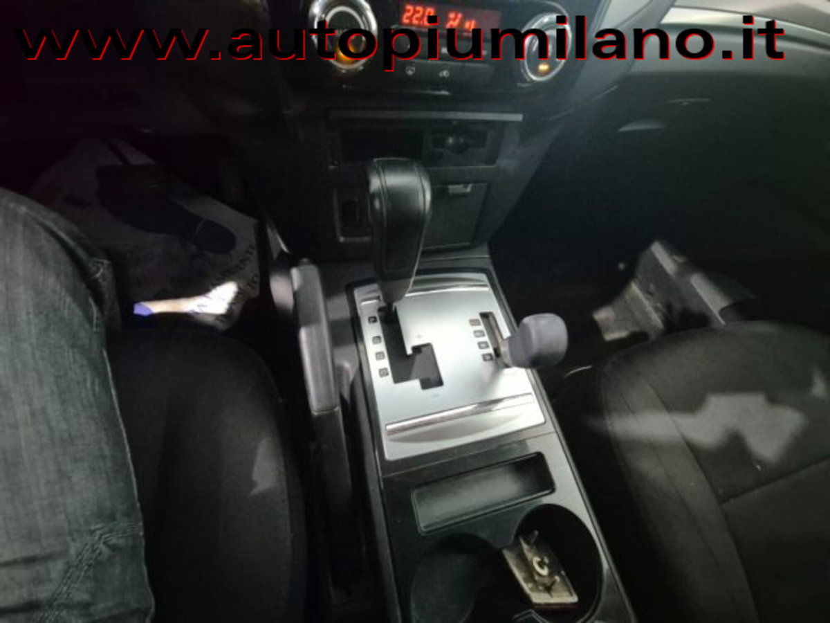 Mitsubishi Pajero 3.2 DI-D 16V aut. 5p. Intense DPF (18)