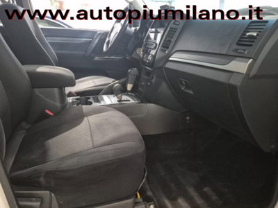 Mitsubishi Pajero 3.2 DI-D 16V aut. 5p. Intense DPF (7)