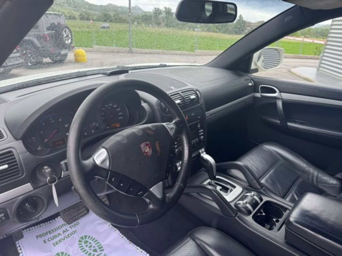 Porsche Cayenne 3.0 Diesel (12)