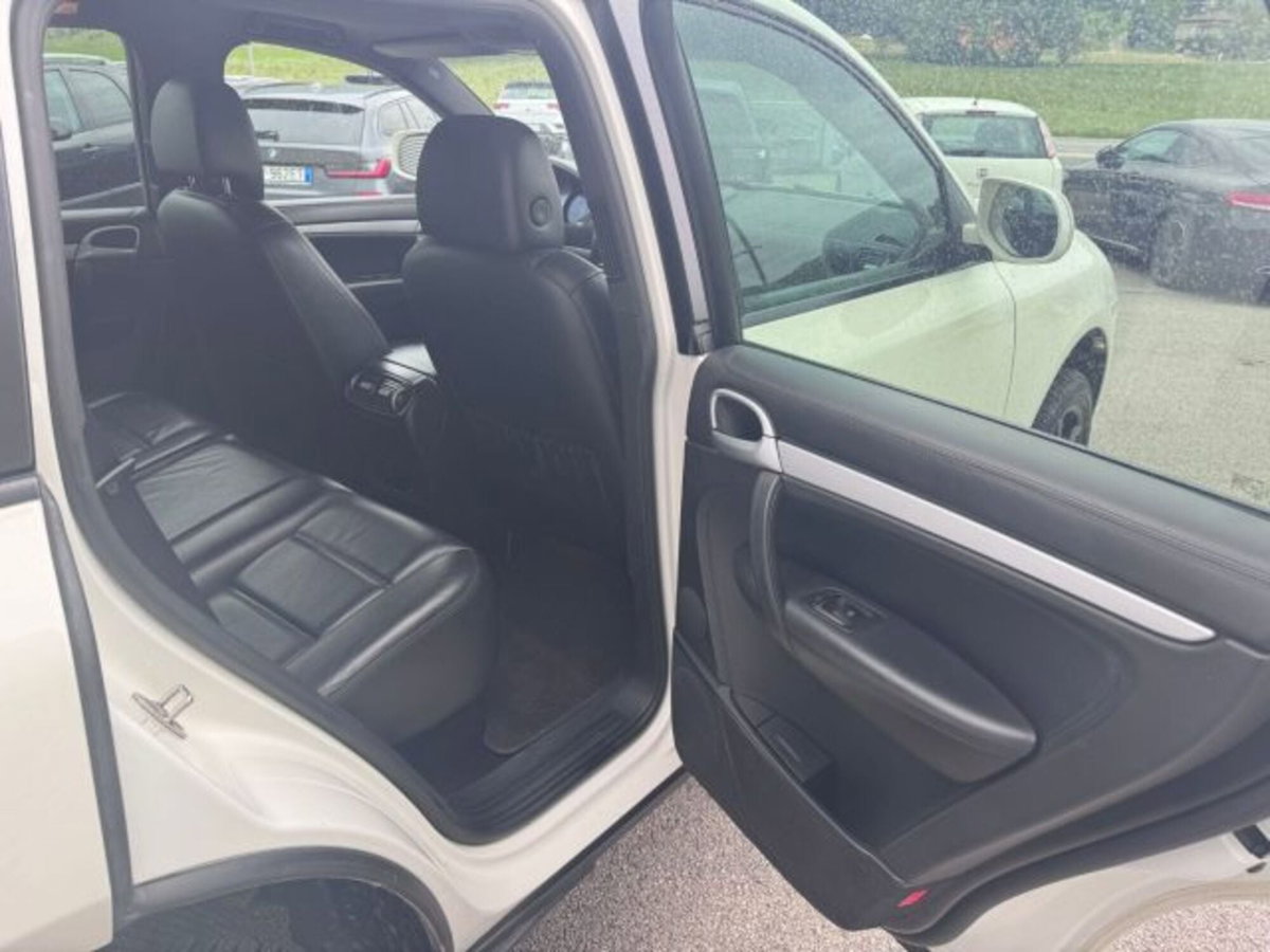 Porsche Cayenne 3.0 Diesel (19)
