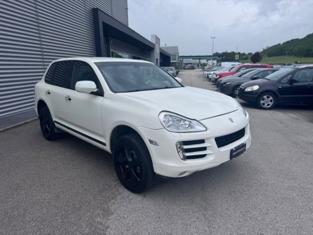 Porsche Cayenne 3.0 Diesel (3)