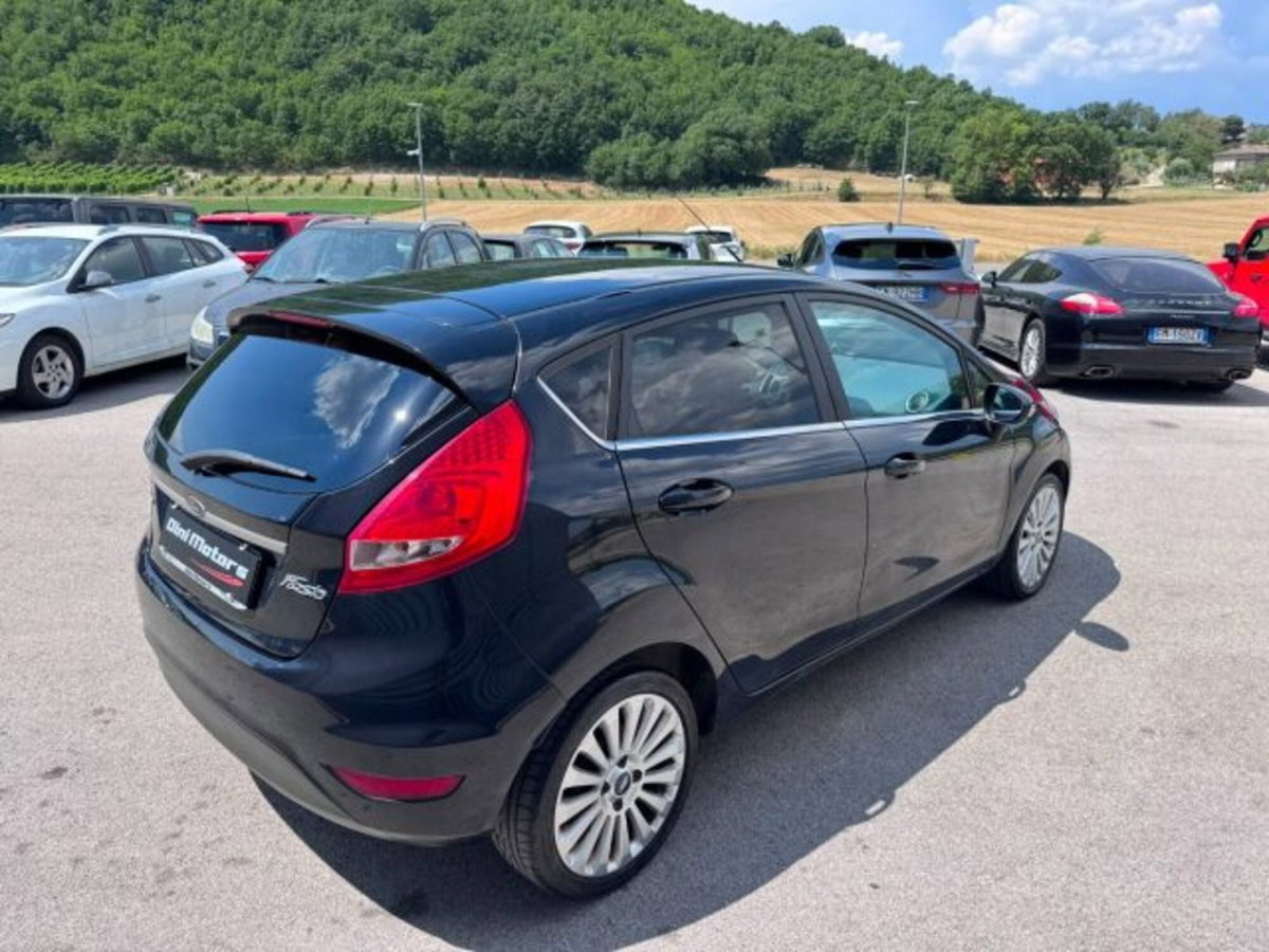 Ford Fiesta 1.6 TDCi 95 CV 5p. Titanium (5)