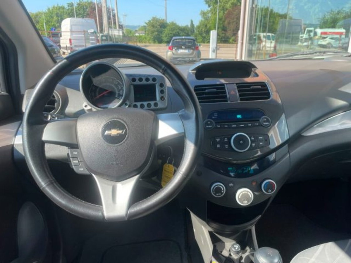 Chevrolet Spark 1.2 LT GPL Eco Logic (10)