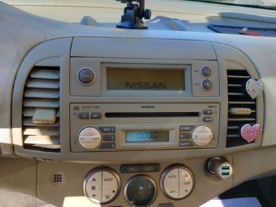 Nissan Micra 1.4 16V 3 porte Tekna (10)