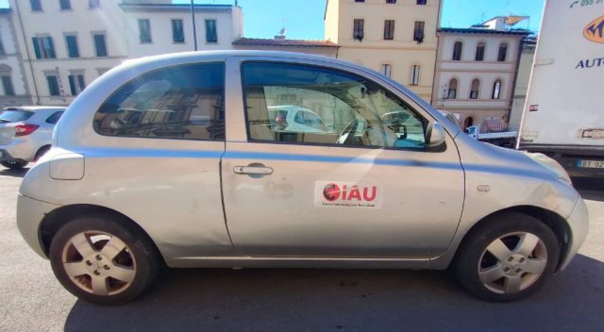 Nissan Micra 1.4 16V 3 porte Tekna (7)