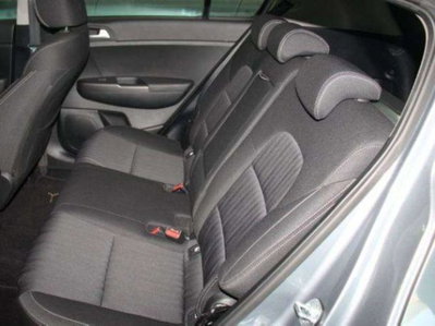 Kia Sportage 1.6 CRDi MHEV GT-line (10)