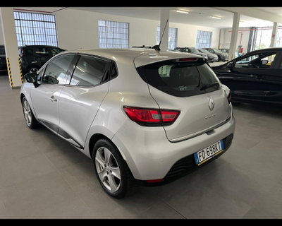 Renault Clio 1.2 75CV 5 porte Zen (4)