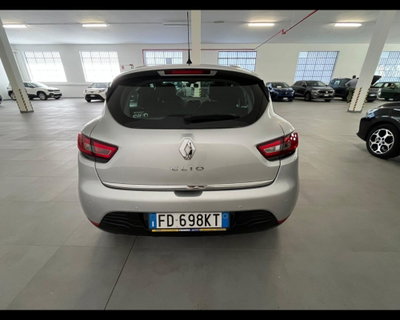 Renault Clio 1.2 75CV 5 porte Zen (6)