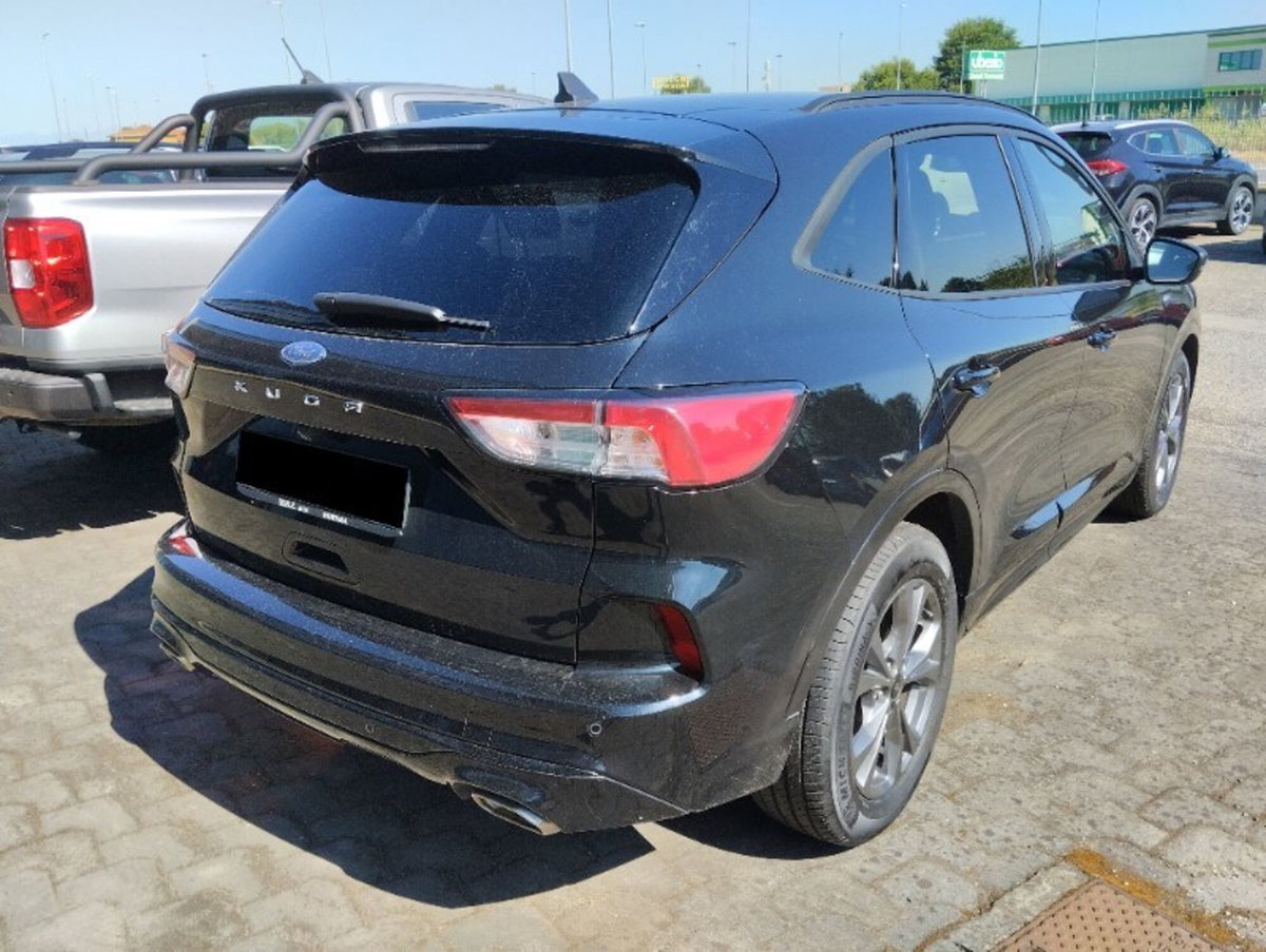 Ford Kuga 1.5 EcoBlue 120 CV aut. 2WD ST-Line X (2)