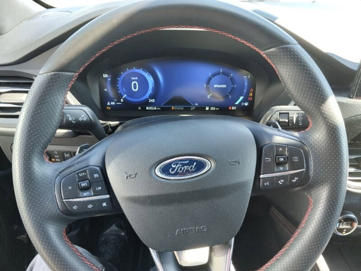 Ford Kuga 1.5 EcoBlue 120 CV aut. 2WD ST-Line X (5)