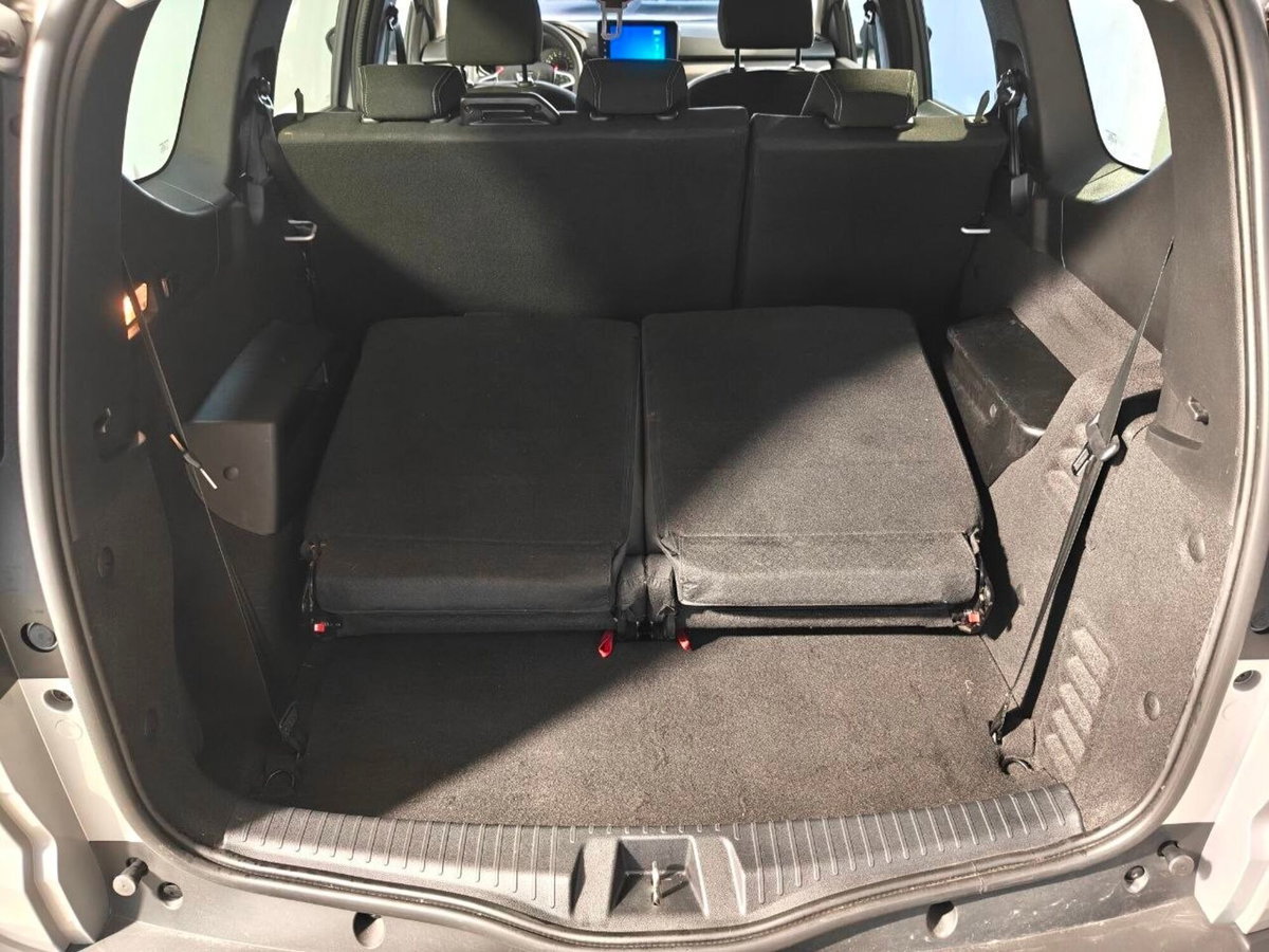 Dacia Jogger Jogger 1.0 TCe 110 CV 7 posti Comfort (16)