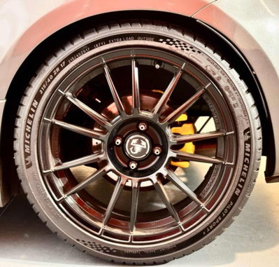Abarth 595 Cabrio 595 C 1.4 Turbo T-Jet 160 CV Competizione (17)