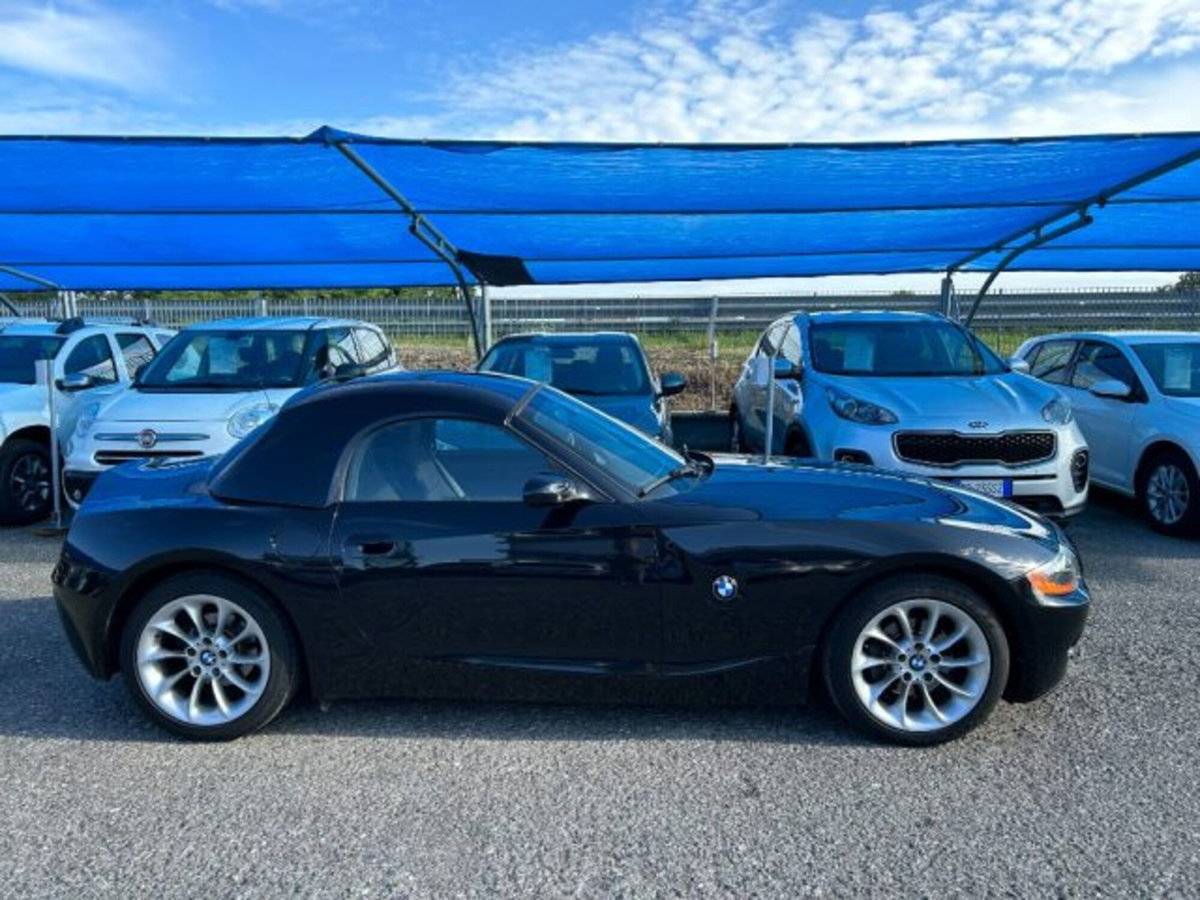 BMW Z4 Cabrio Z4 2.0i cat Roadster (4)