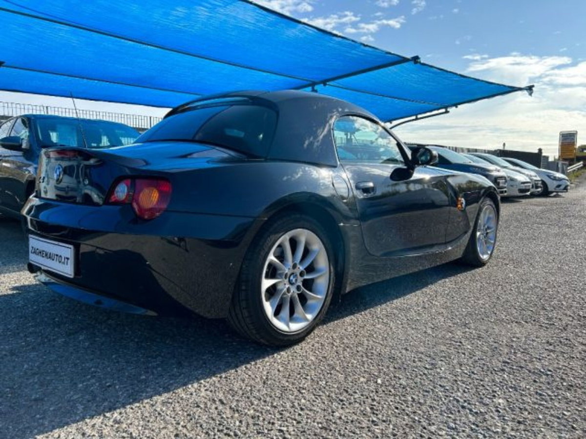 BMW Z4 Cabrio Z4 2.0i cat Roadster (5)