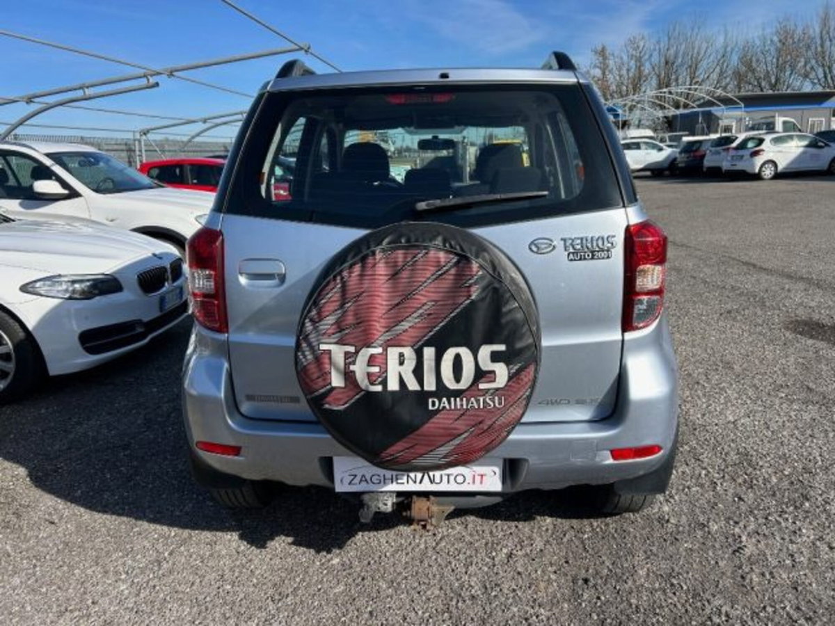 Daihatsu Terios 1.3i 16V cat 4WD CX (6)
