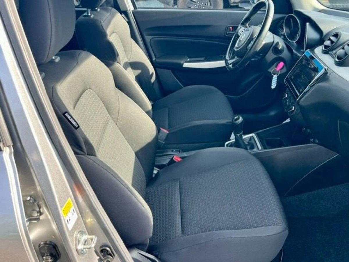 Suzuki Swift 1.2h Top 2wd (10)