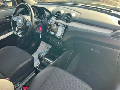 Suzuki Swift 1.2h Top 2wd (17)