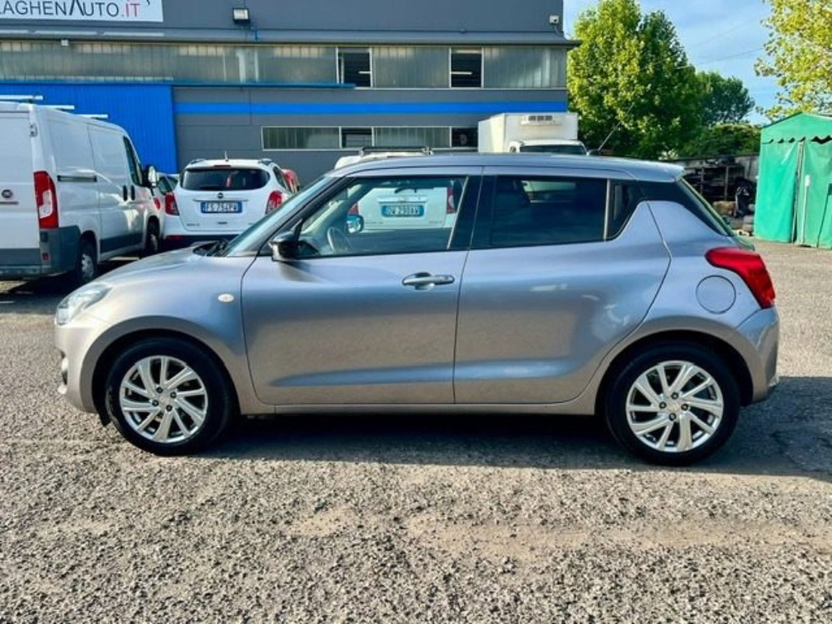 Suzuki Swift 1.2h Top 2wd (5)