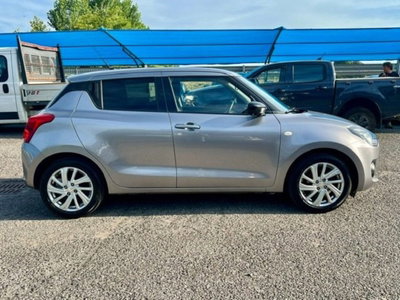 Suzuki Swift 1.2h Top 2wd (6)