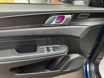 Lynk & Co 01 01 1.5 td phev (12)