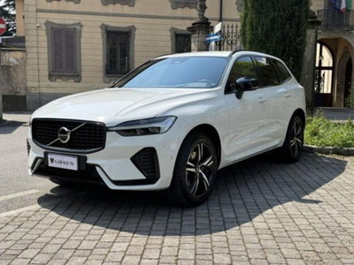 Volvo XC60 B4 (d) AWD automatico Plus Dark N1 usata