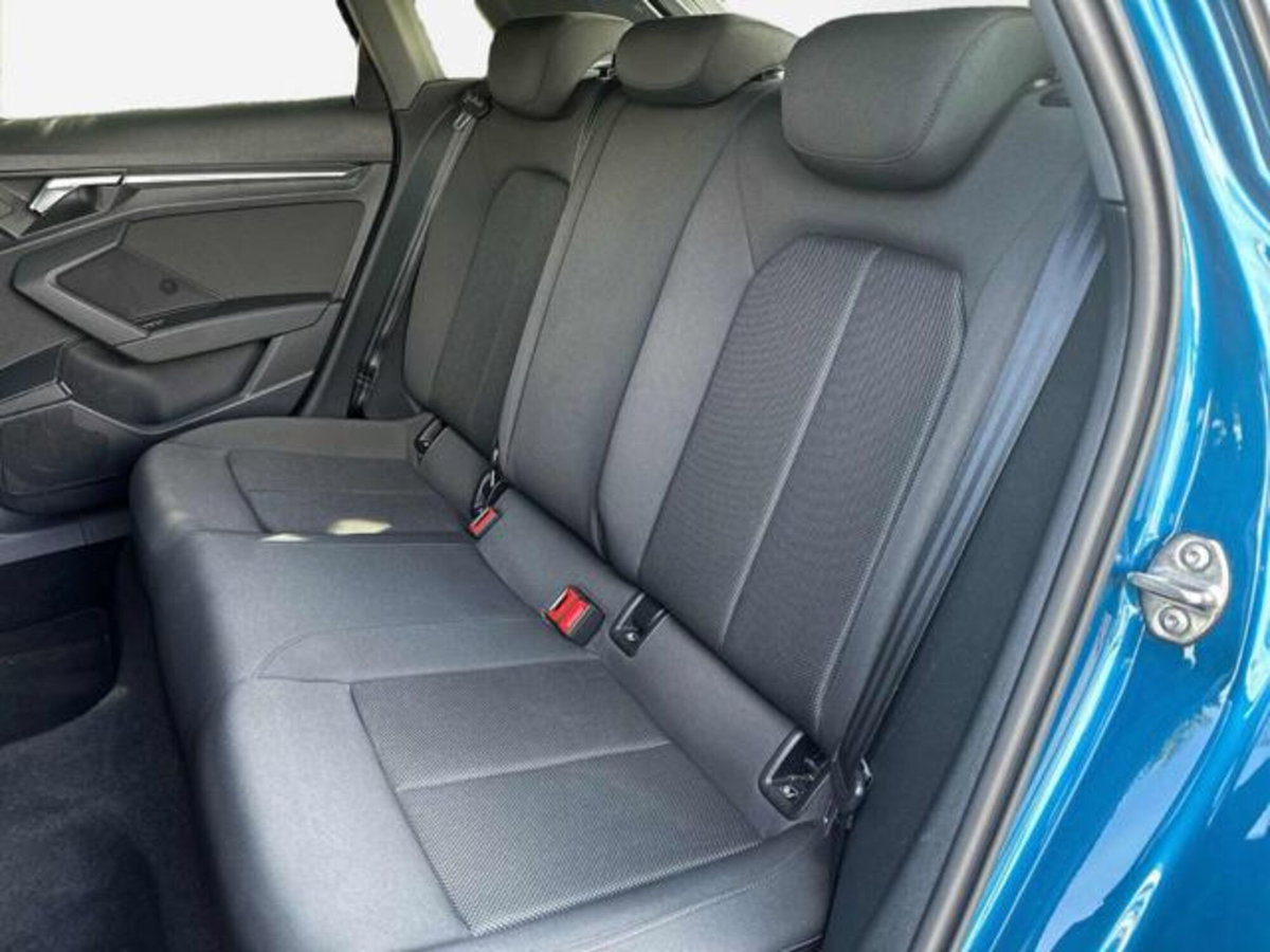 Audi A3 Sportback 1.4 TFSI COD ultra S tronic Business (13)