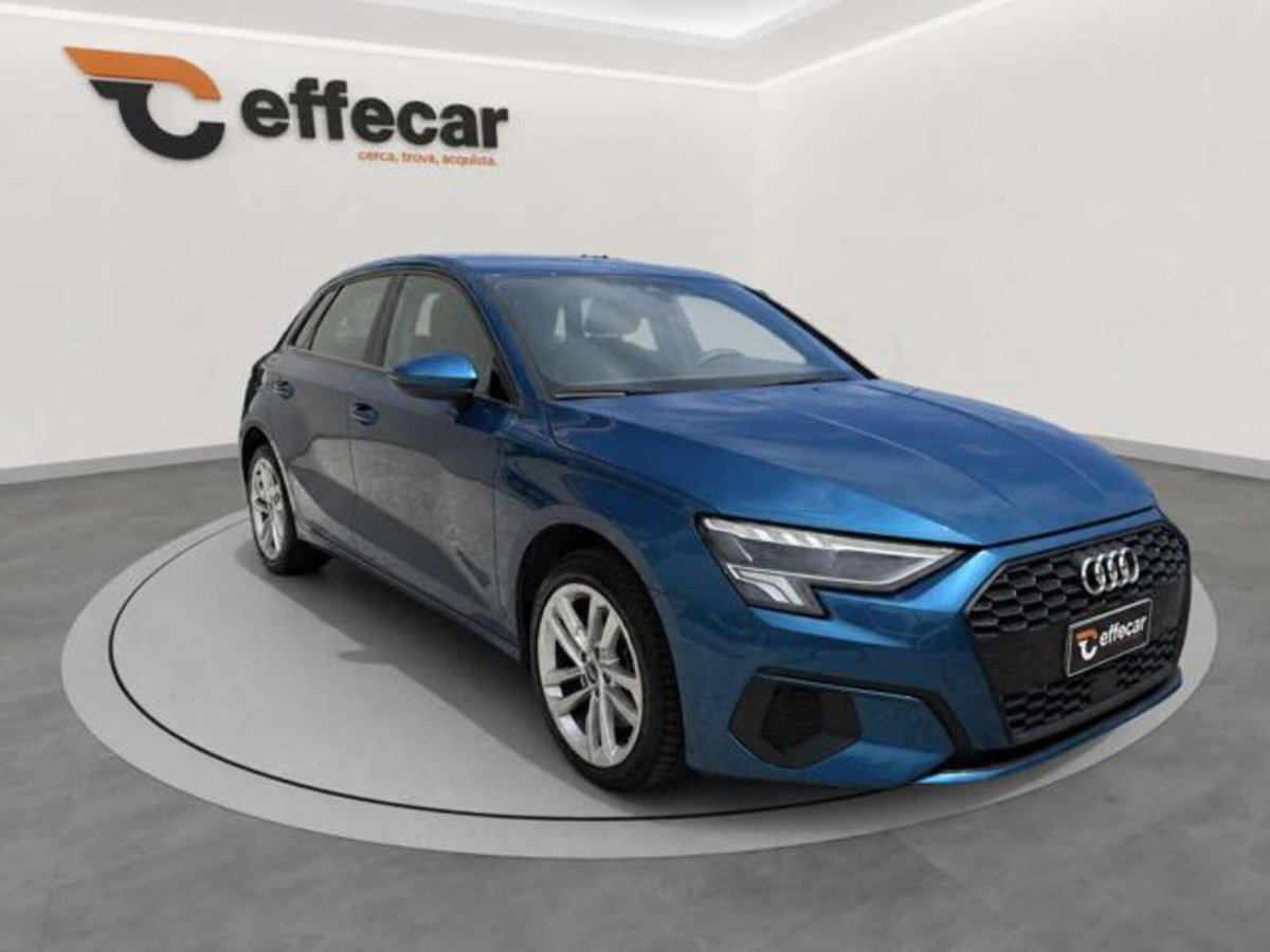 Audi A3 Sportback 1.4 TFSI COD ultra S tronic Business (3)