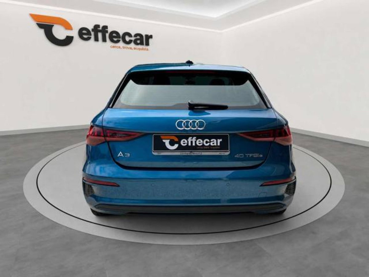 Audi A3 Sportback 1.4 TFSI COD ultra S tronic Business (5)