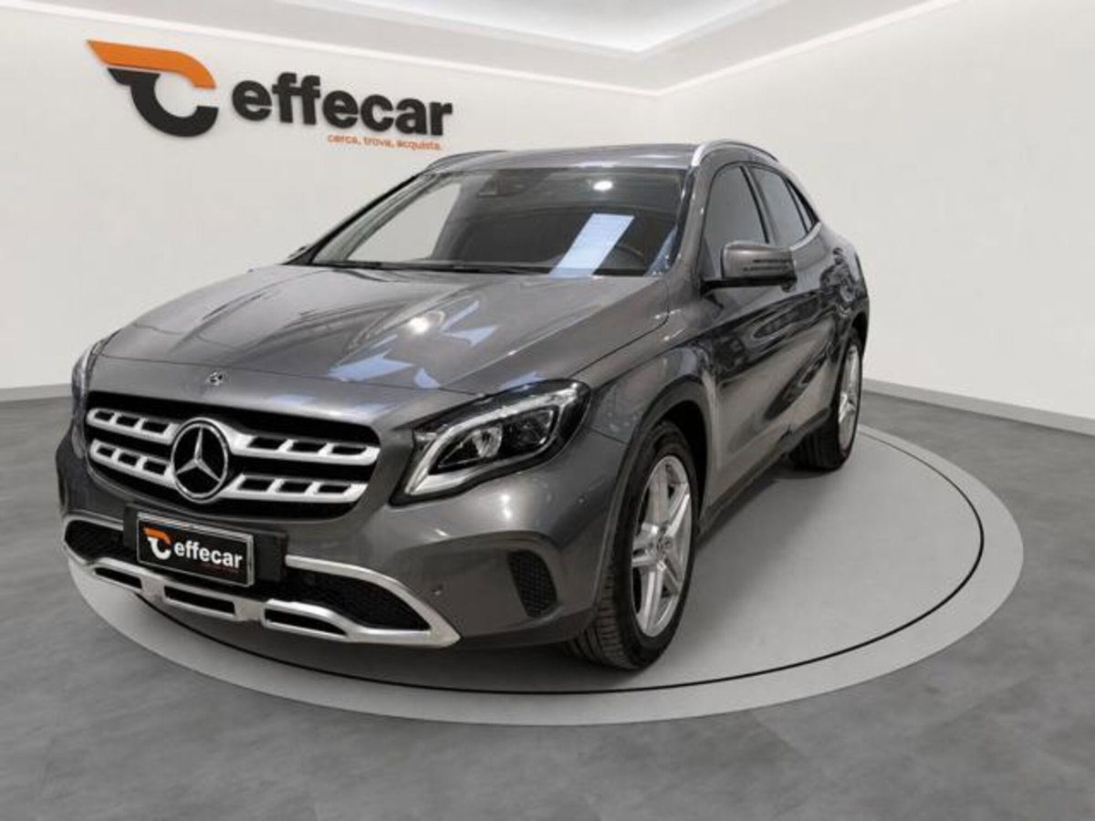 Mercedes-Benz GLA SUV 200 d Automatic 4Matic Business