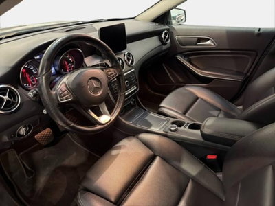 Mercedes-Benz GLA SUV 200 d Automatic 4Matic Business (7)
