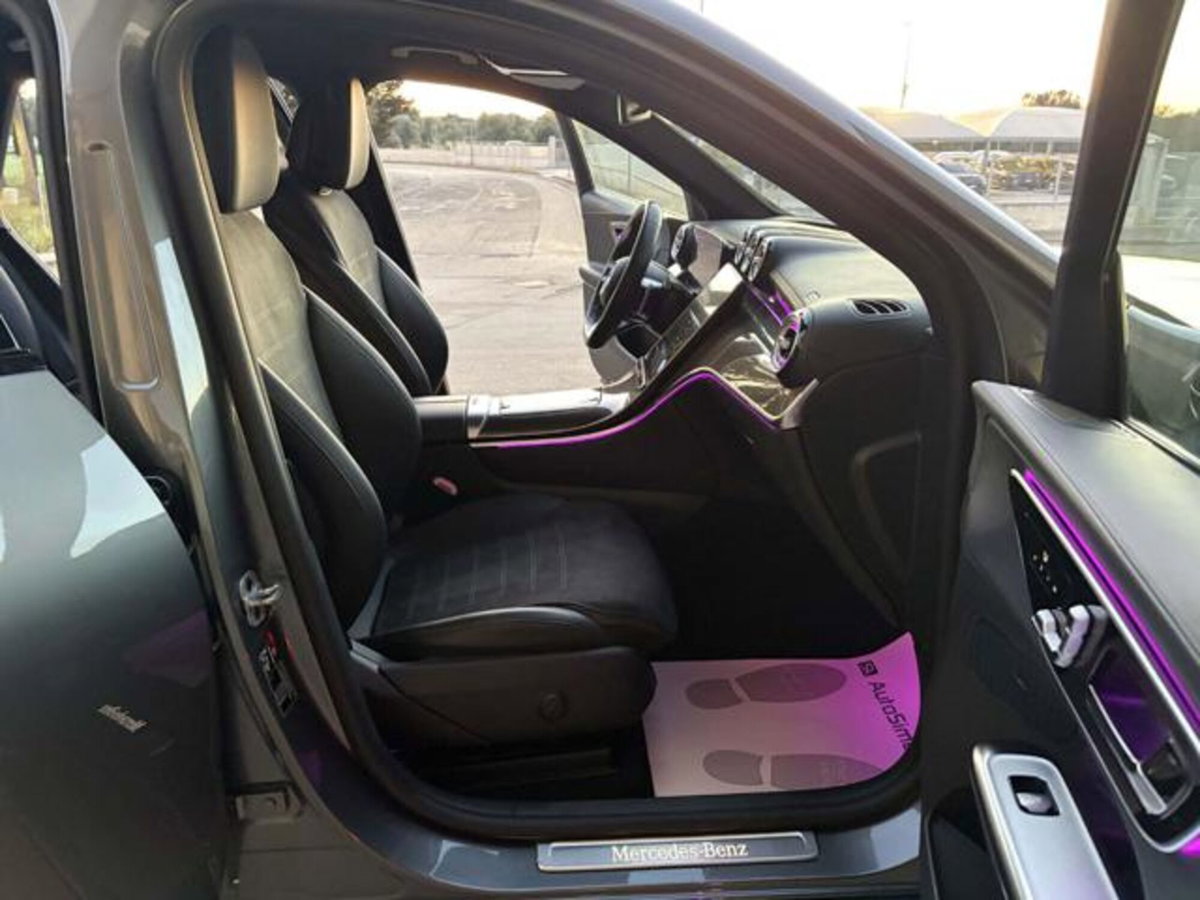 Mercedes-Benz GLC 220 d 4Matic Mild Hybrid AMG Premium Plus (9)