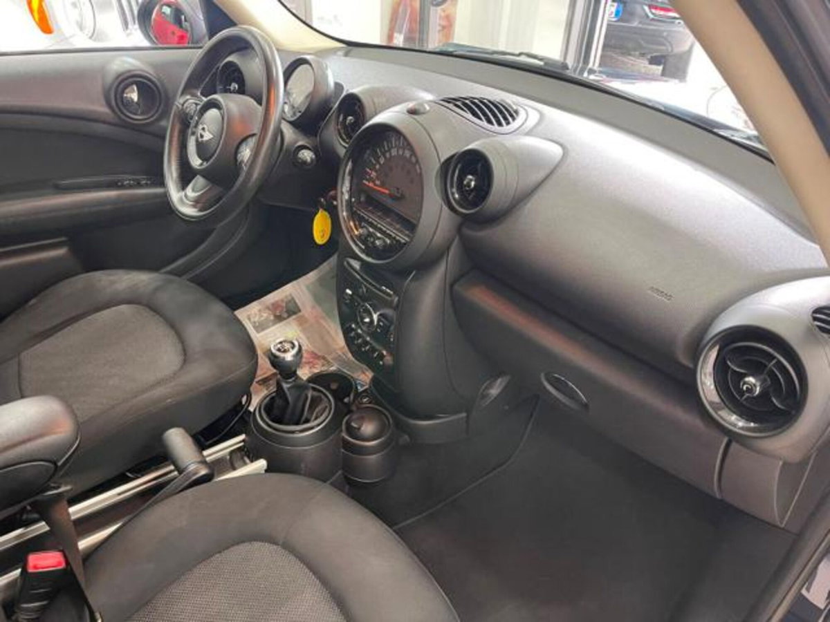 MINI Mini Countryman 1.6 One D Countryman (7)