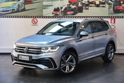 Volkswagen Tiguan Allspace 2.0 TDI SCR DSG 4MOTION R-Line usata
