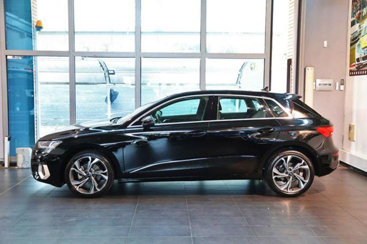 Audi A3 Sportback 30 TFSI Business Advanced (3)