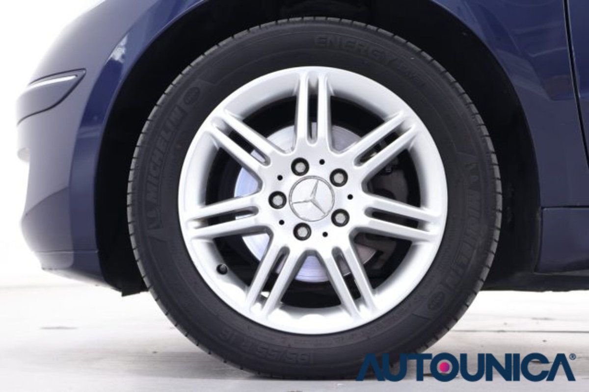 Mercedes-Benz Classe A 170 Elegance (13)