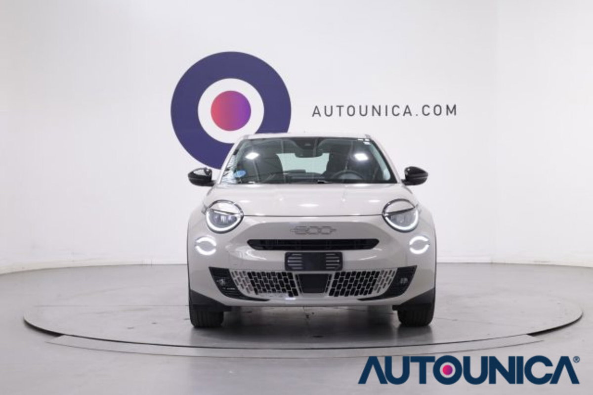 Fiat 600 1.2 Business 100cv (2)