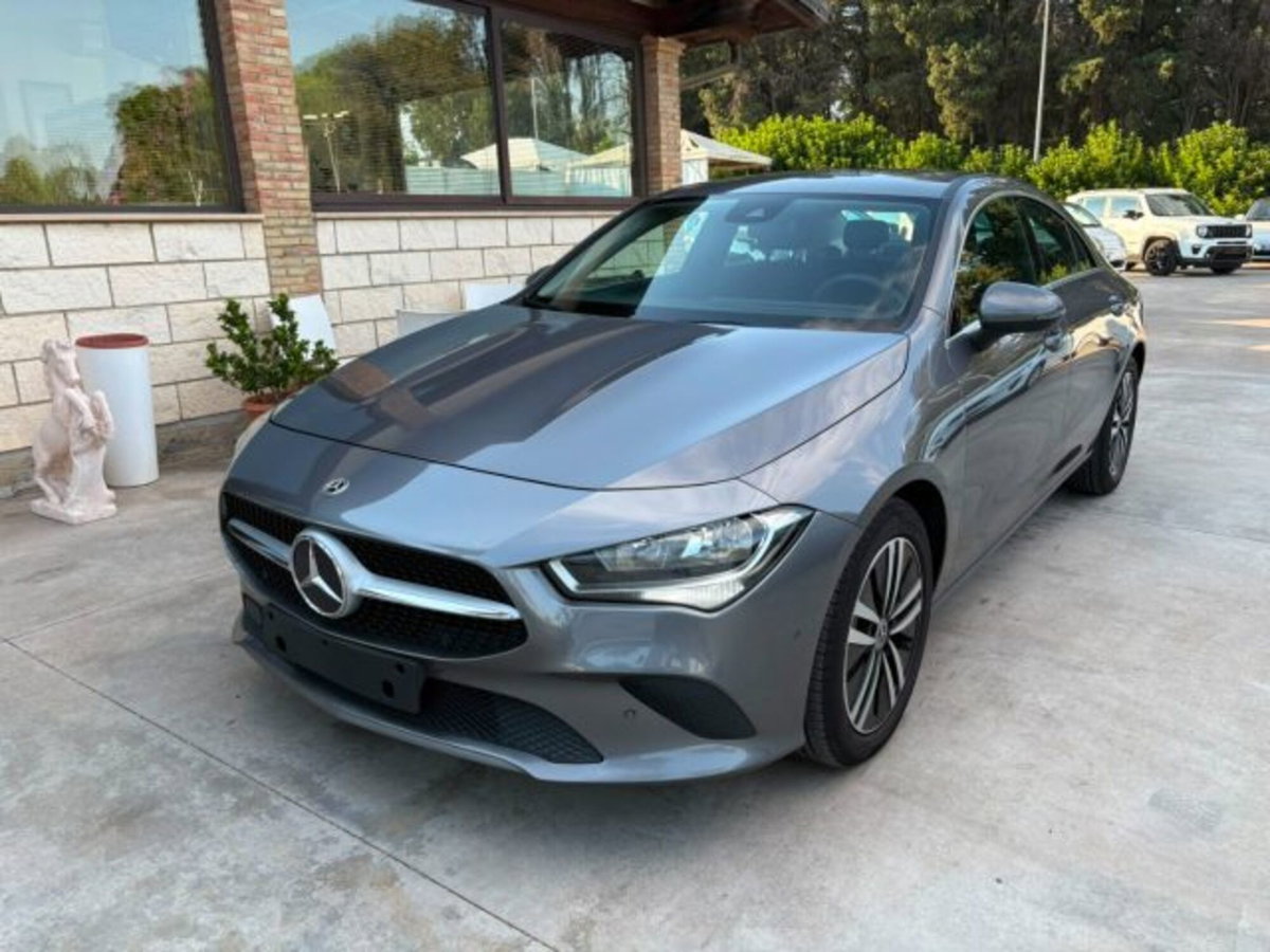 Mercedes-Benz CLA 200 d Premium