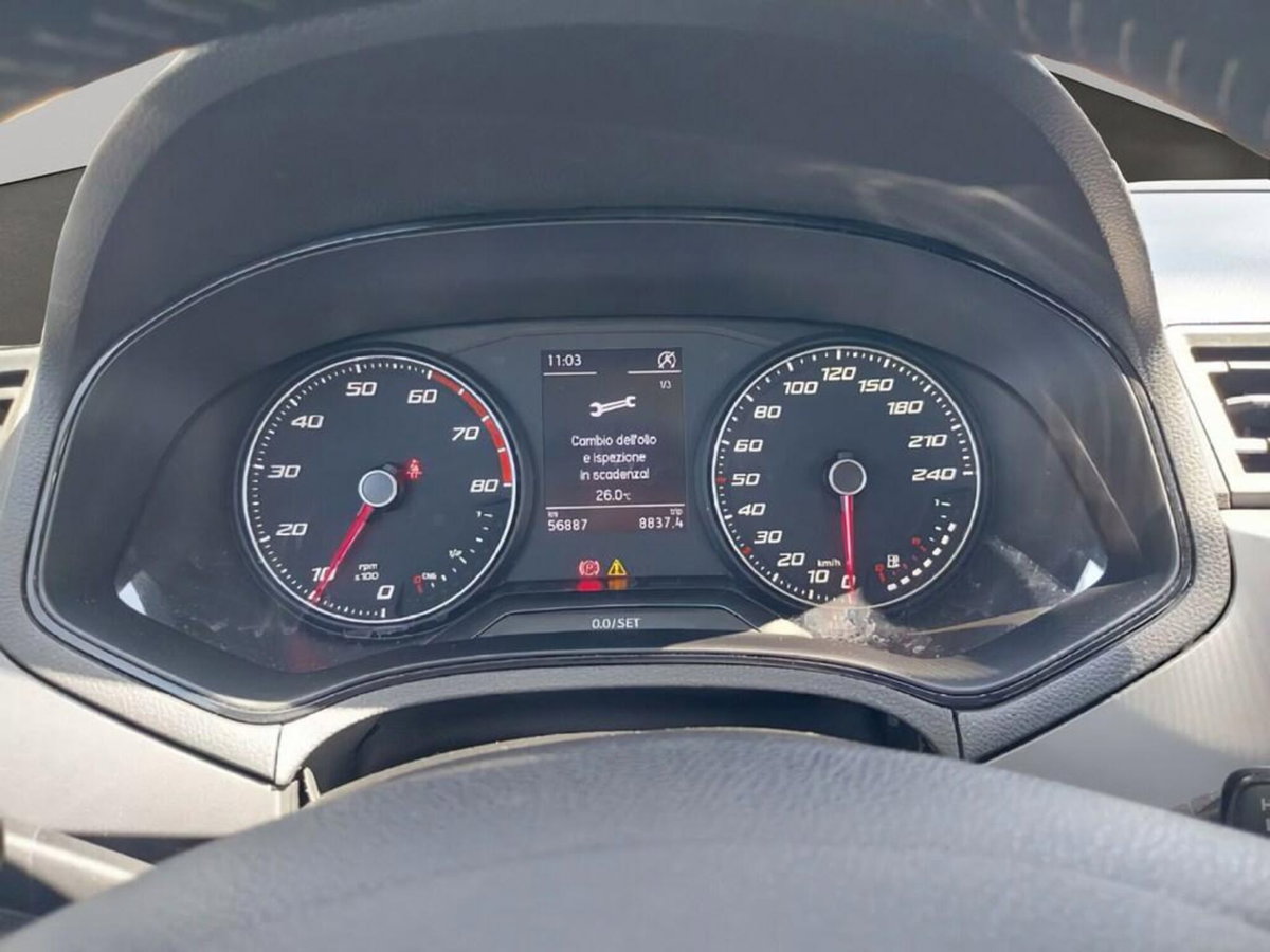SEAT Ibiza 1.0 TGI 5 porte Style (9)