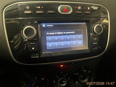 Fiat Punto 1.4 8V 5 porte Natural Power Lounge (10)