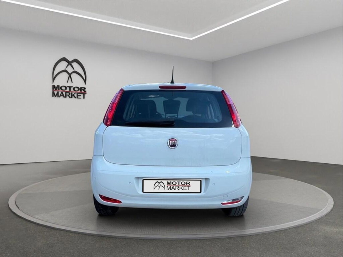 Fiat Punto 1.4 8V 5 porte Natural Power Lounge (6)