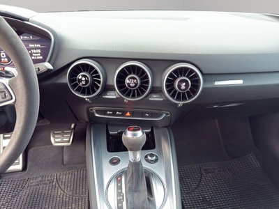 Audi TT RS Coupé 2.5 TFSI quattro S tronic (12)
