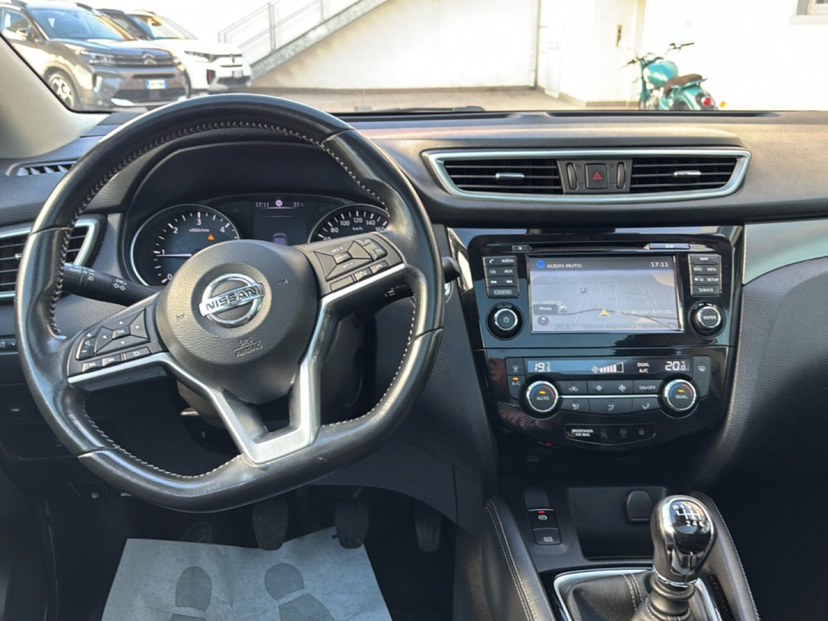 Nissan Qashqai 1.5 dCi 115 CV N-Connecta (10)